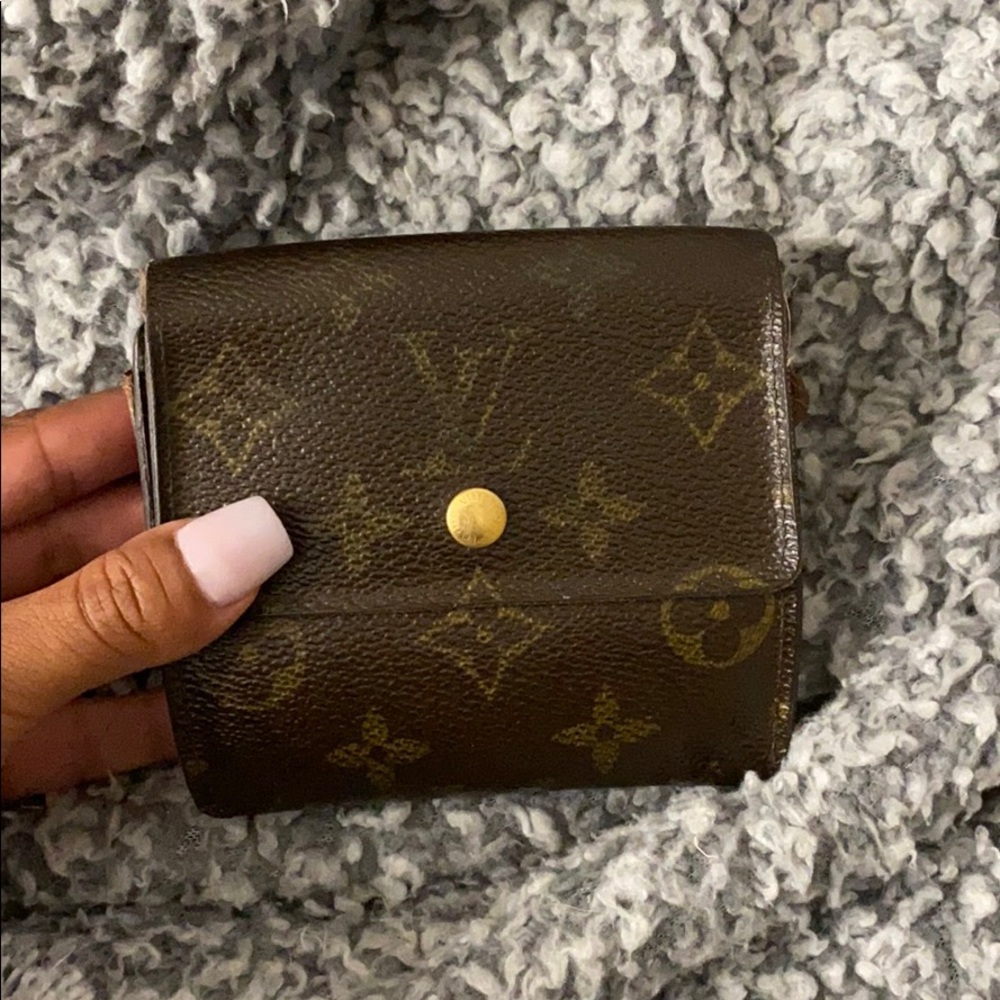 authentic trifold louis vuitton wallet
